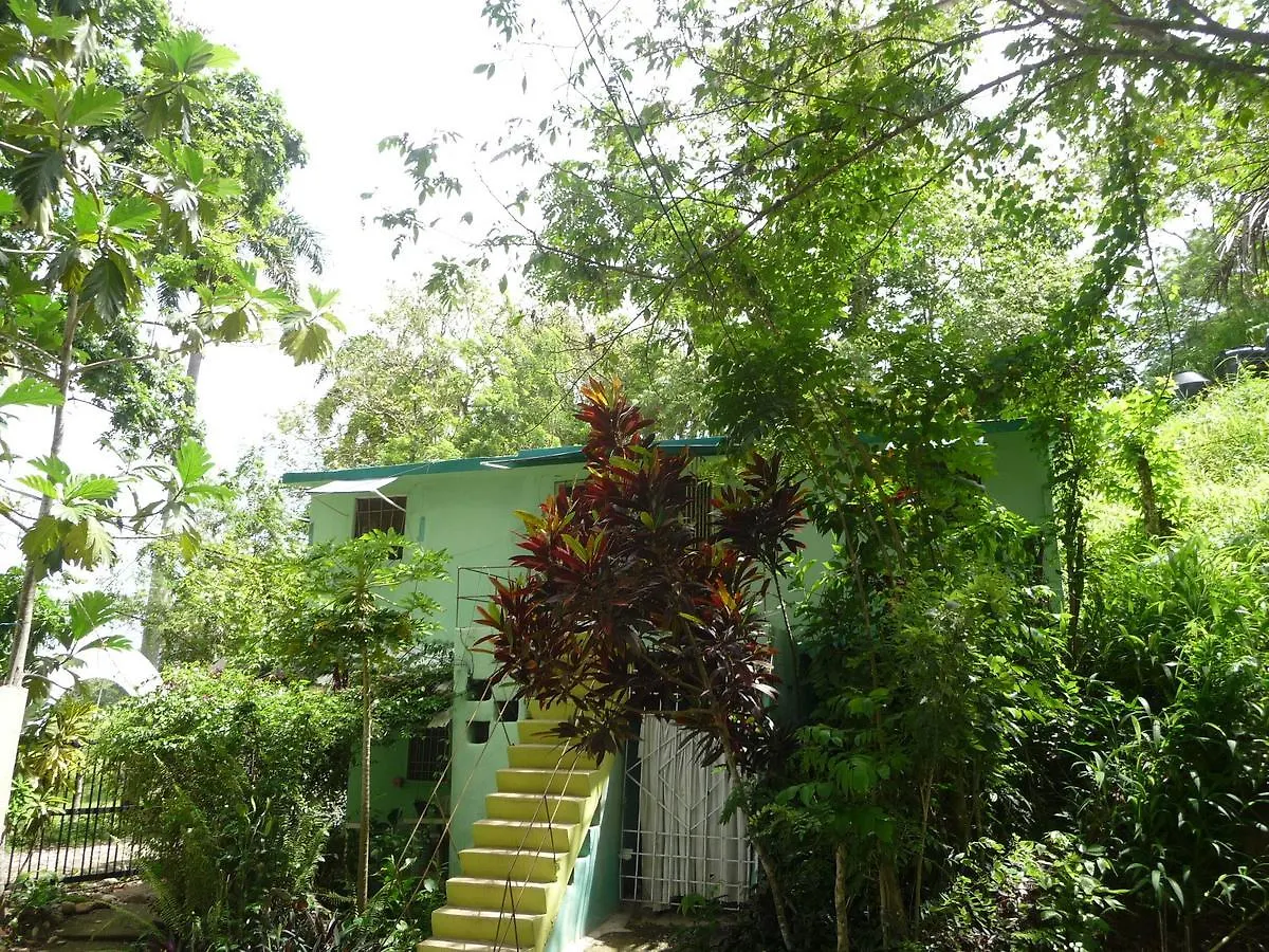 Sun Camp Dr Eco-Village Munoz